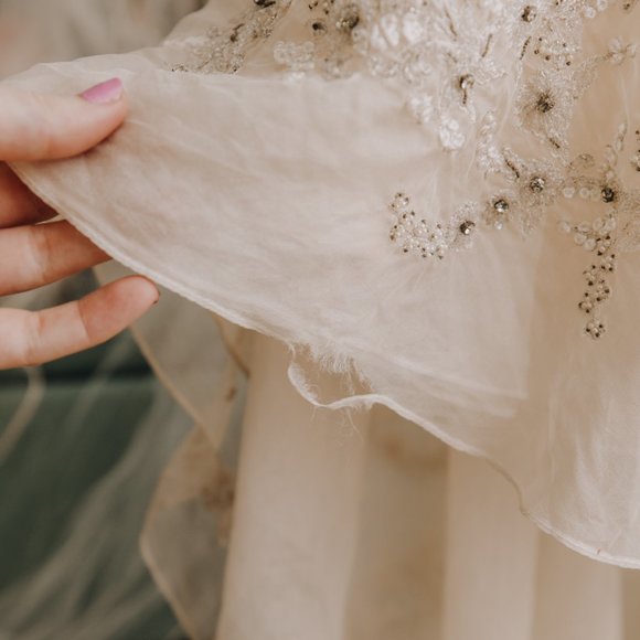 Vintage Jim Hjelm Beaded Wedding Gown - Picture 7 of 16